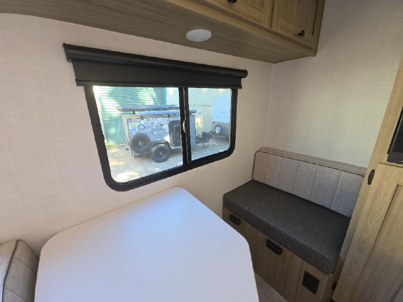 2027 FOREST RIVER 13DLE