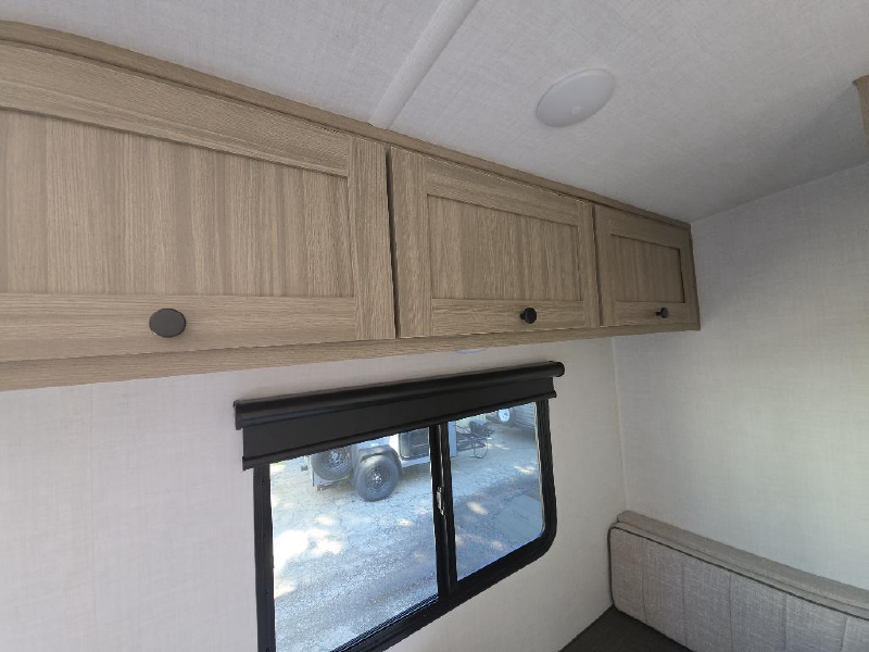 2027 FOREST RIVER 13DLE