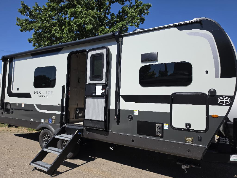 2026 FOREST RIVER ROCKWOOD MINI LITE 2523MBR