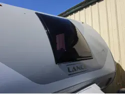 2021 LANCE 2075