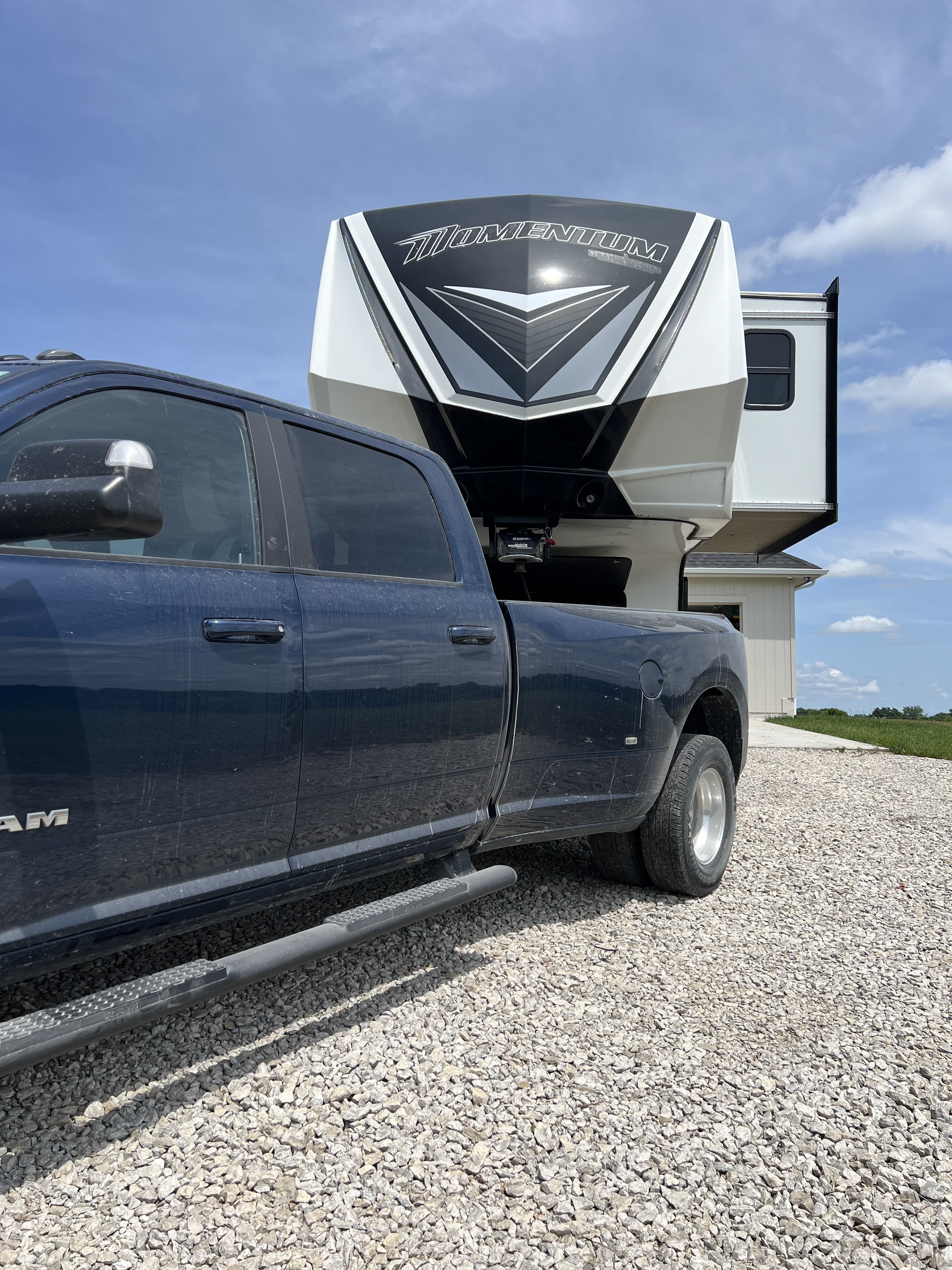 2022 Grand Design MOMENTUM 381MS in baldwin city KS