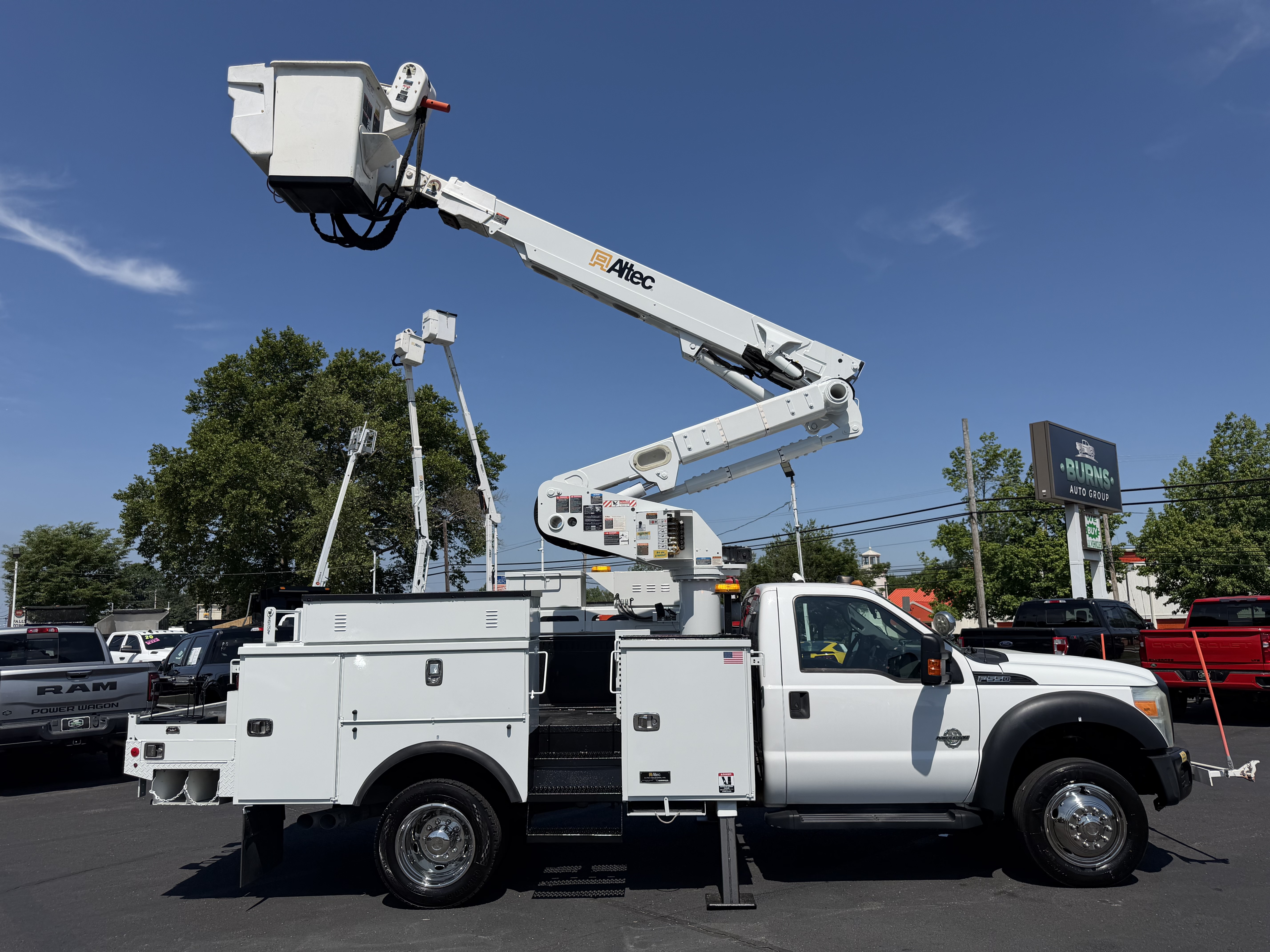 2016 FORD F550 in Fairless Hills, PA