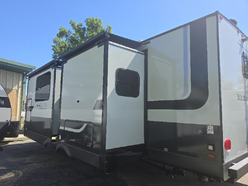 2026 FOREST RIVER ROCKWOOD MINI LITE 2523MBR