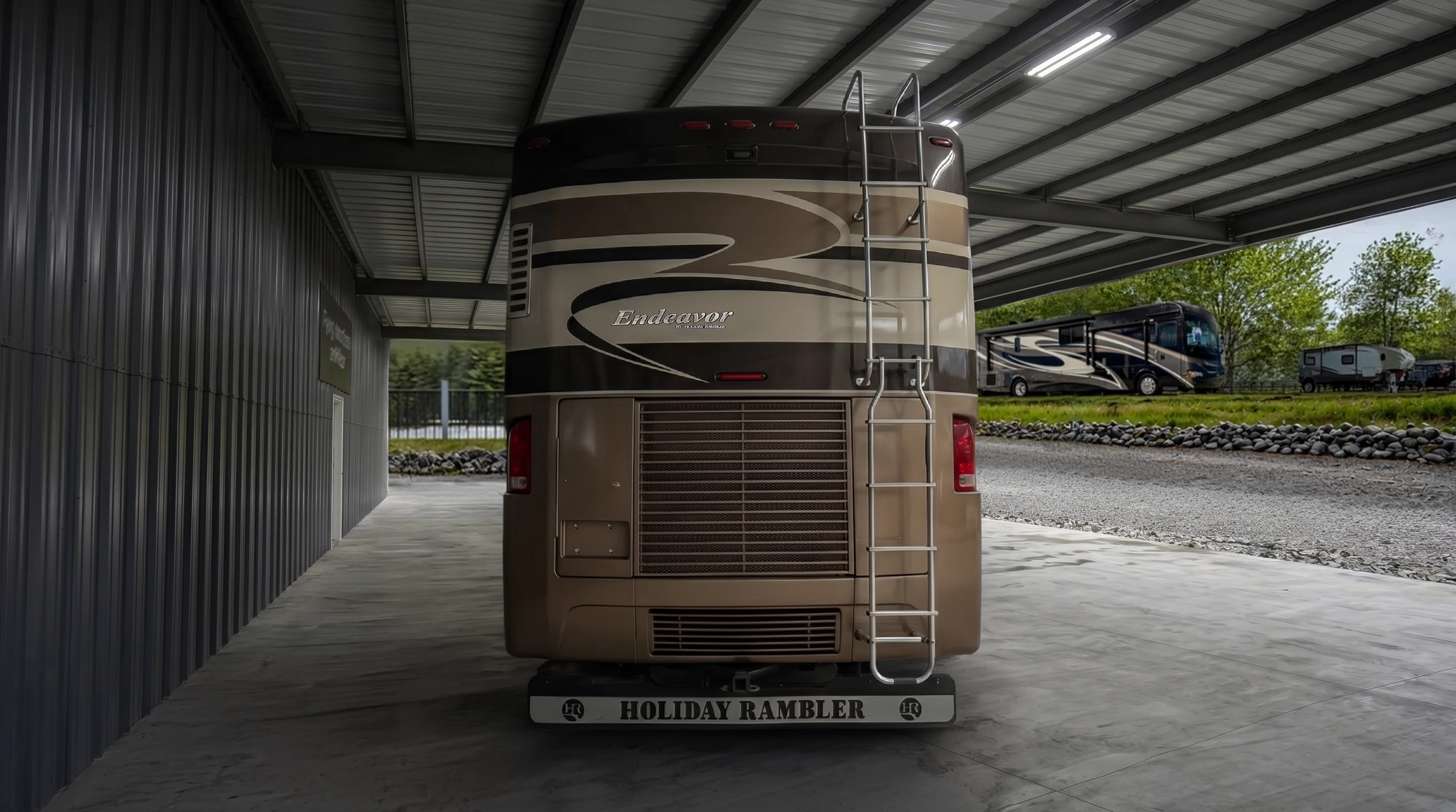 2007 Holiday Rambler ENDEAVOR 38PDQ in red wing MN