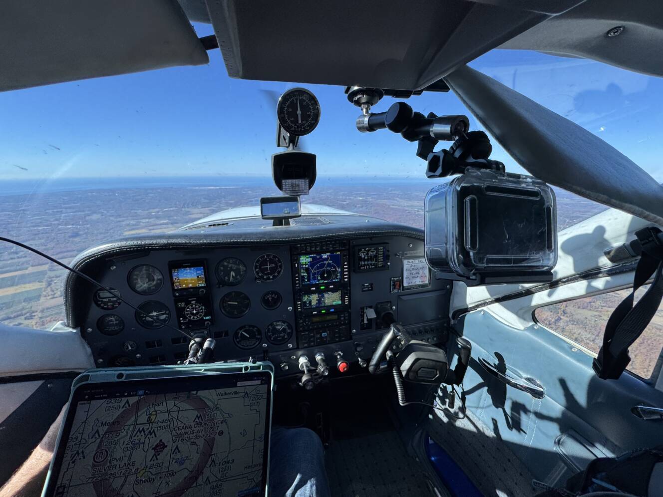 A photo of this 1976 Cessna 177