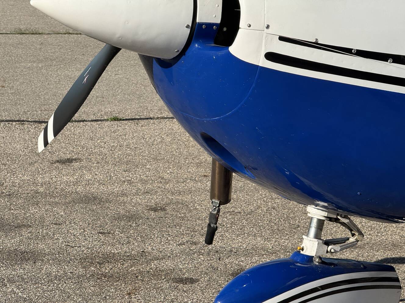 A photo of this 1976 Cessna 177