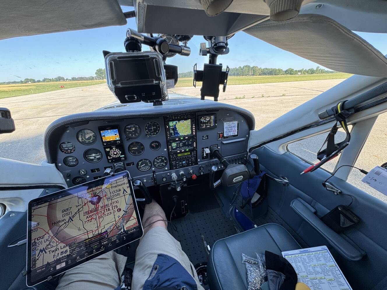 A photo of this 1976 Cessna 177