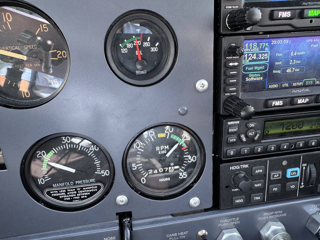 A photo of this 1976 Cessna 177