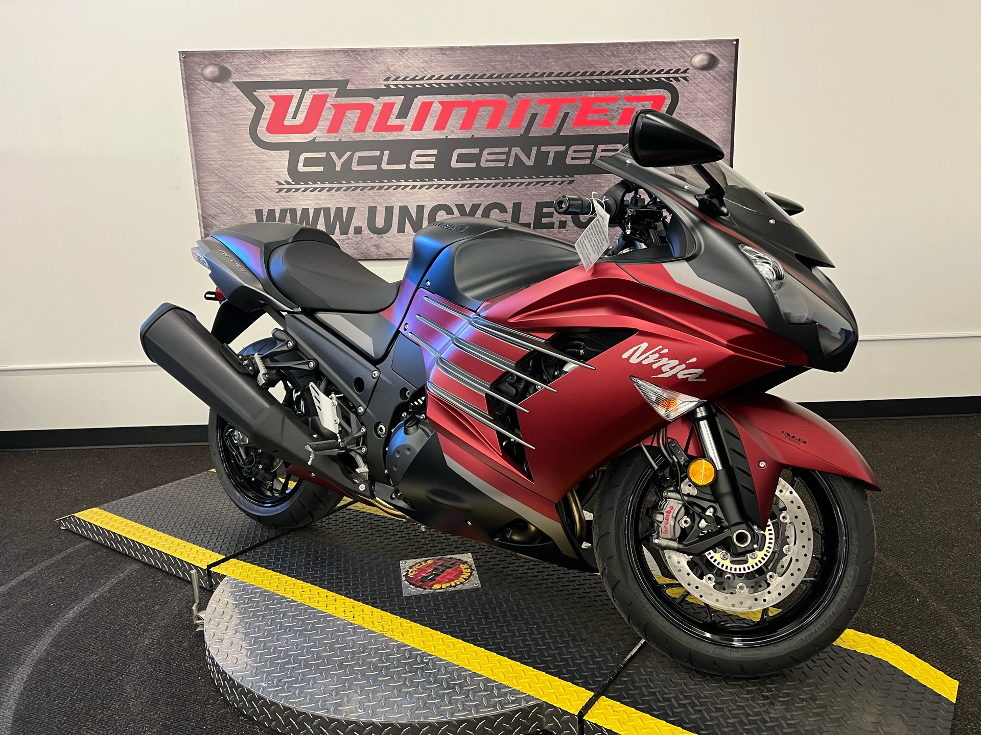 2025 Kawasaki Ninja® ZX™-14R ABS ABS in Tyrone, PA
