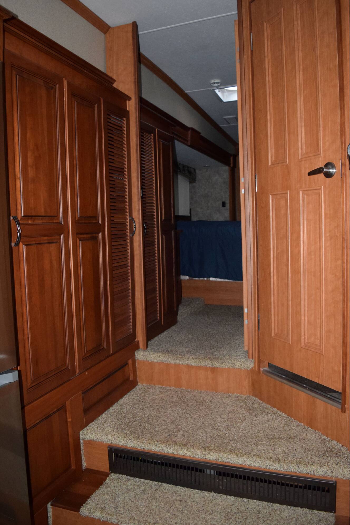 A photo of this 2015 Evergreen LIFESTYLE LS36FW