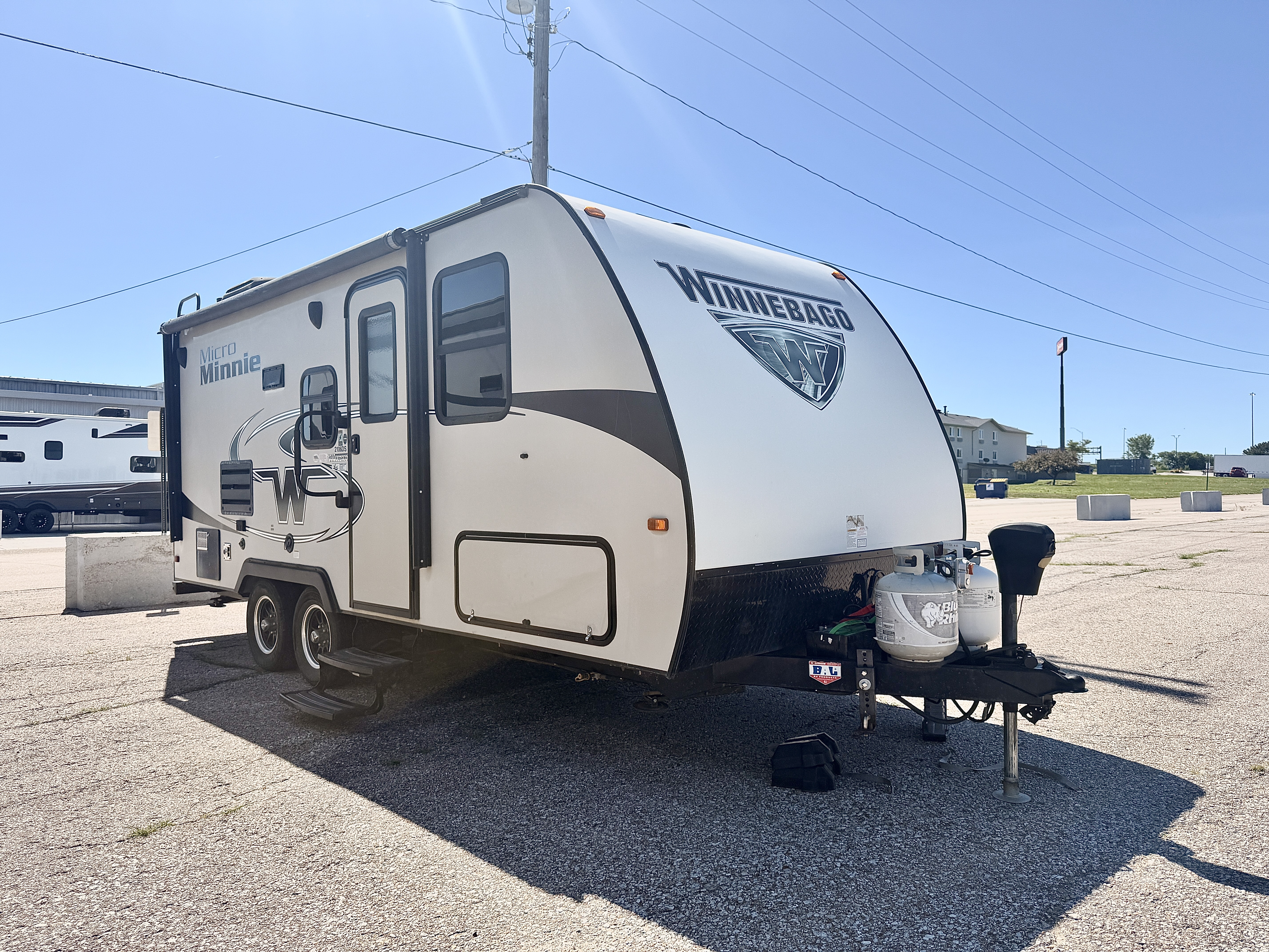 2018 Winnebago Industries Towables Micro Minnie 2106DS in gretna NE