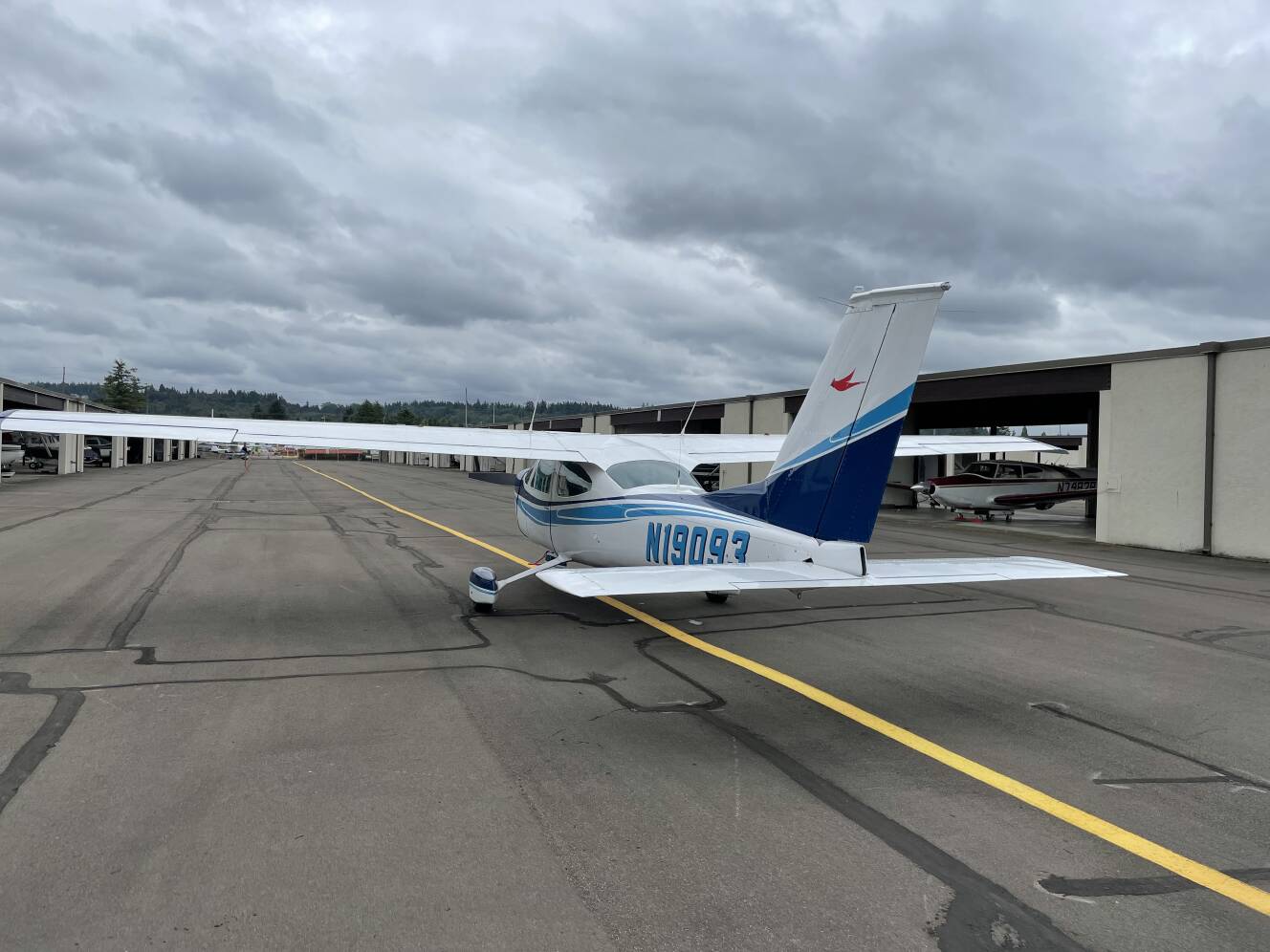 A photo of this 1976 Cessna 177