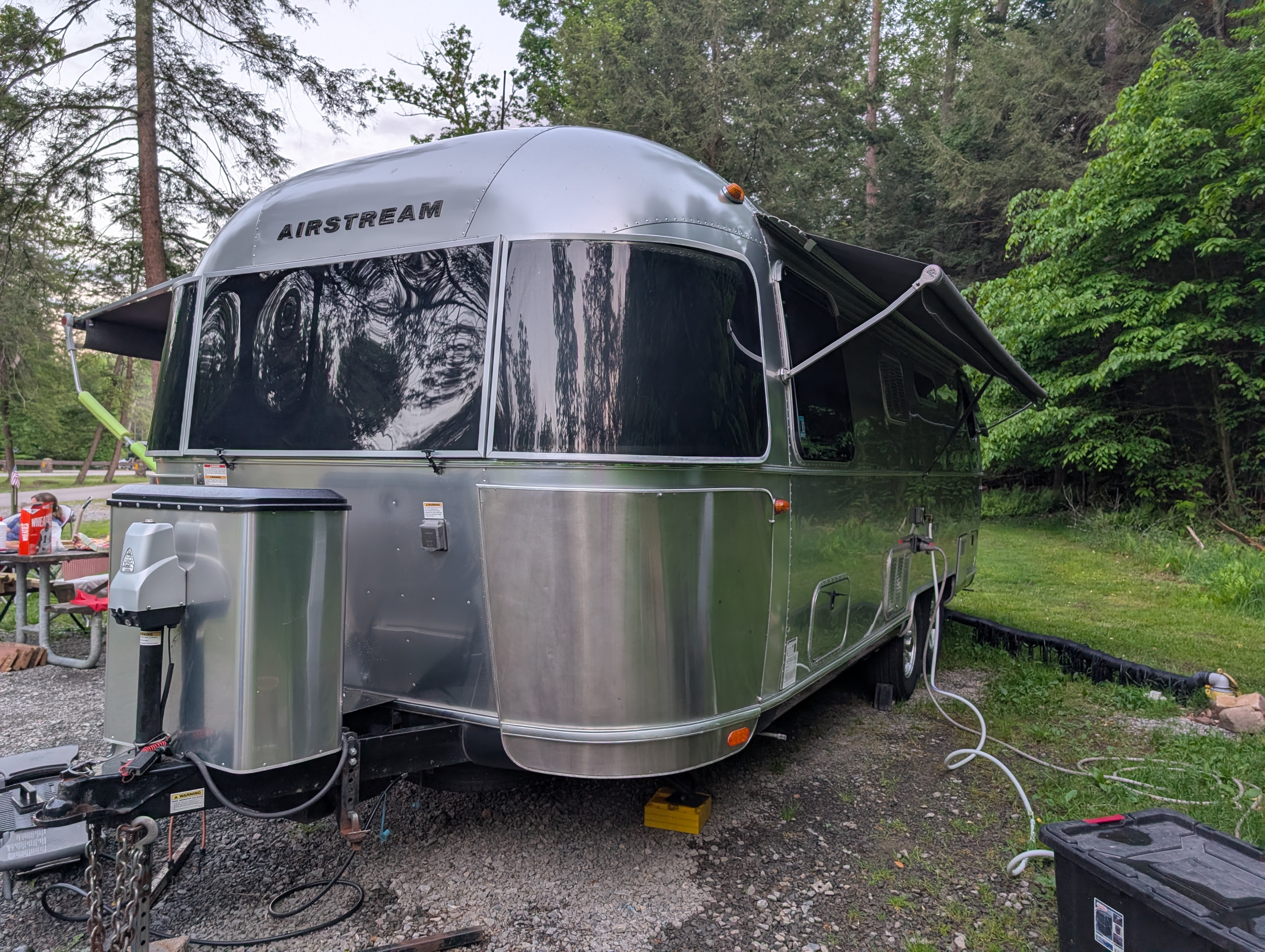 2018 Airstream FLYING CLOUD 25RB TWIN in wexford PA
