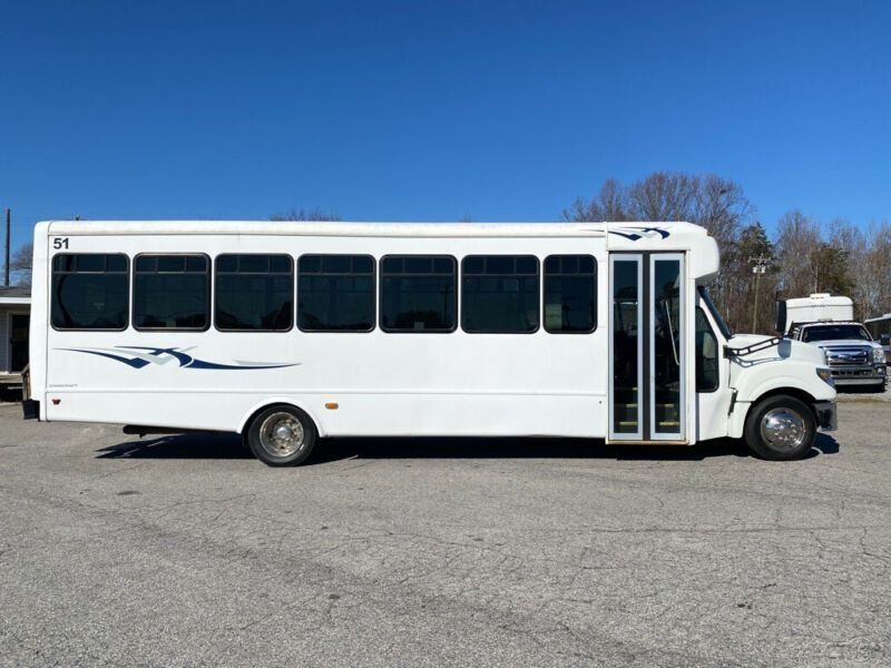 2014 International AC/UC Commercial Bus in Madison, NC