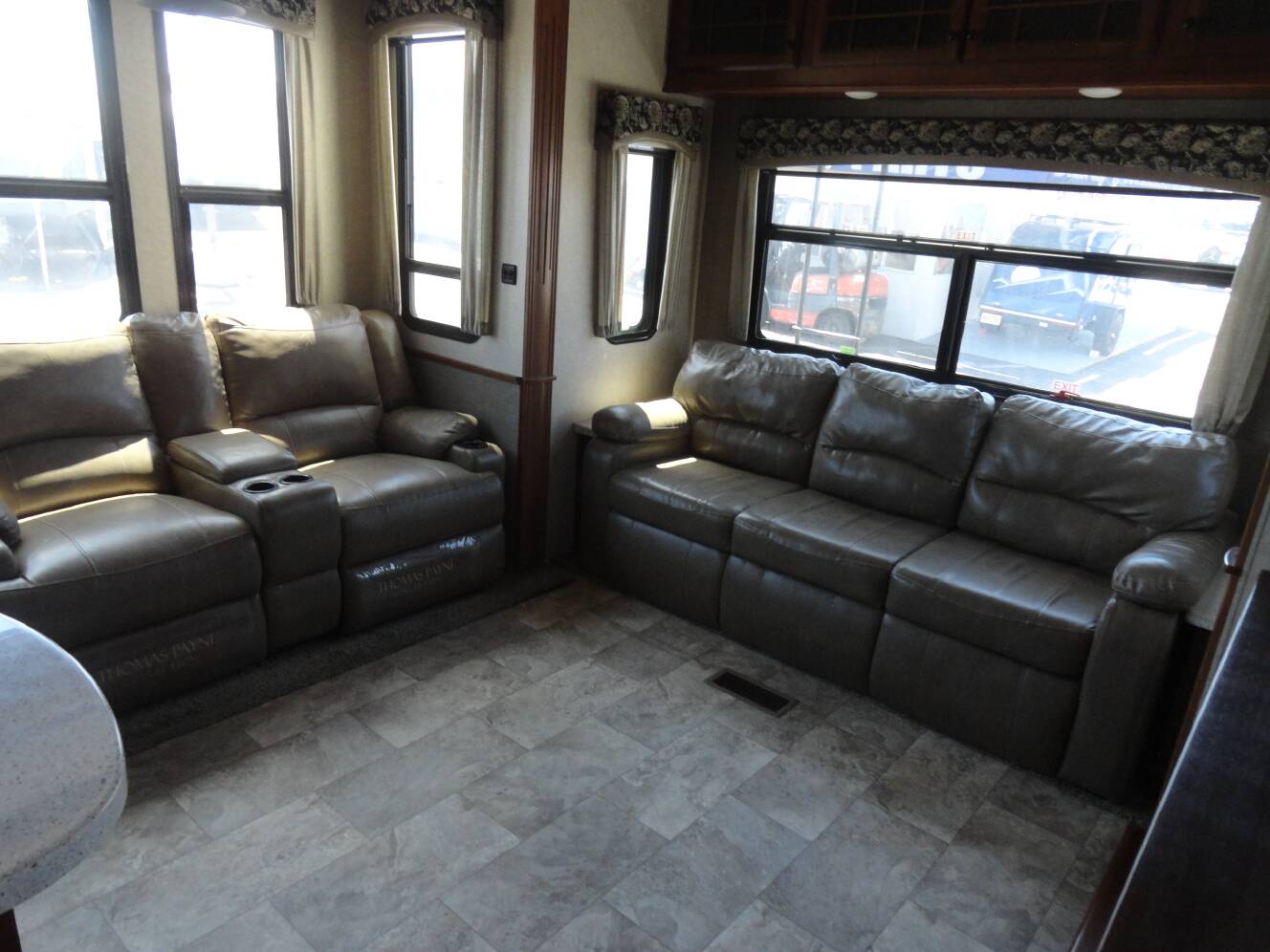 A photo of this 2018 Heartland Bighorn 3160EL