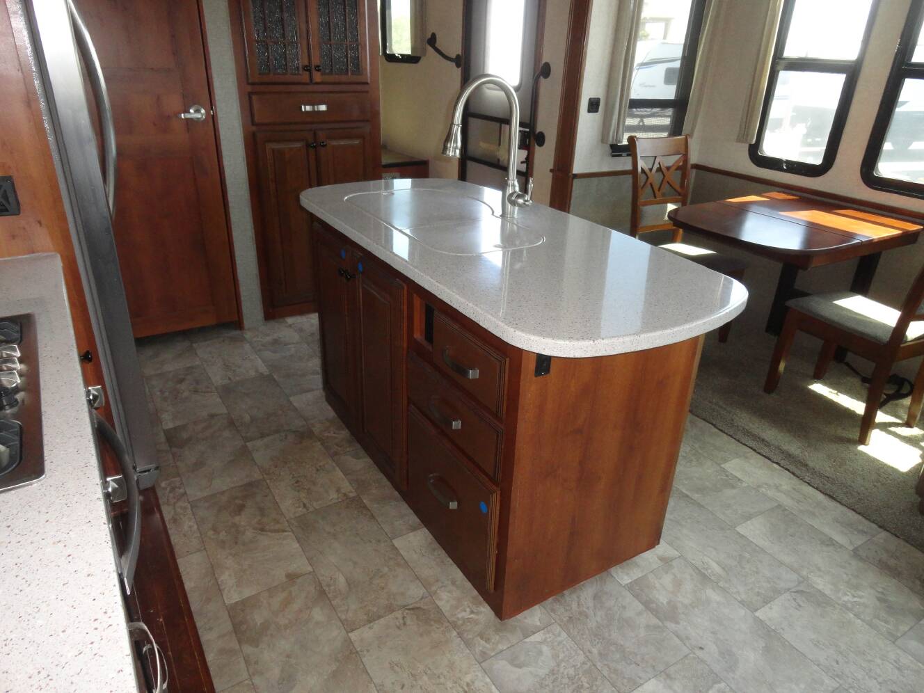 A photo of this 2018 Heartland Bighorn 3160EL