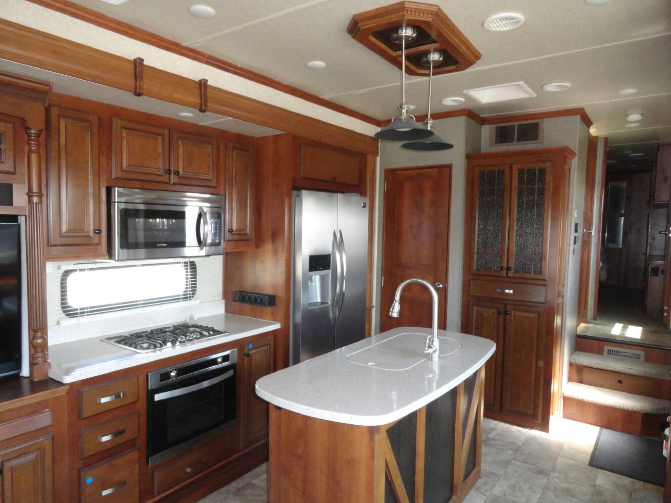 A photo of this 2018 Heartland Bighorn 3160EL