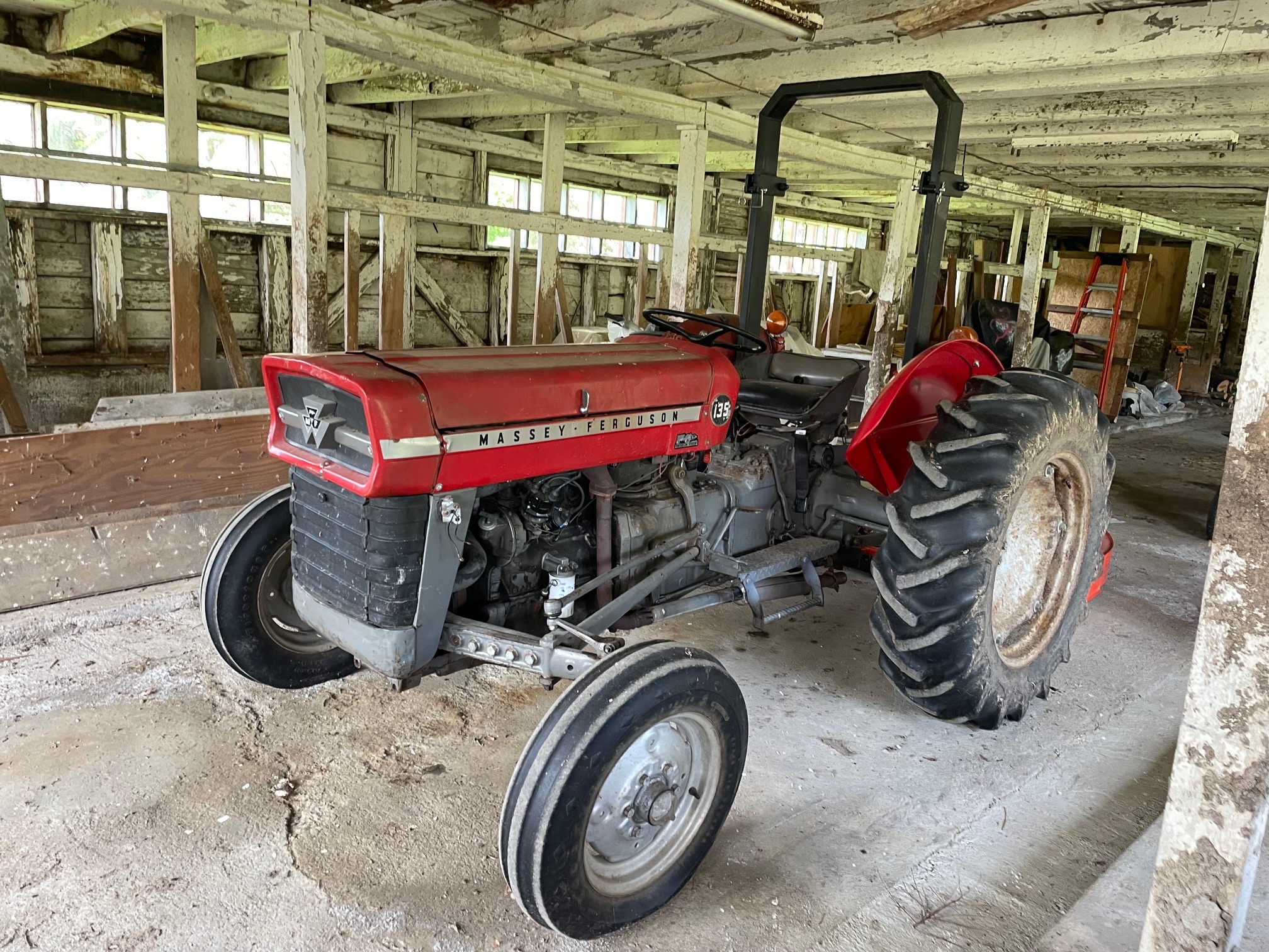 1967 MASSEY FERGUSON 135G in Argyle, NY