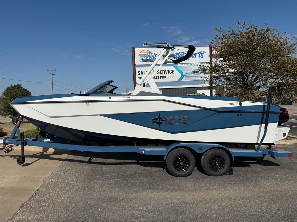 2025 Axis Wake Research T235 Ski and Wakeboard Boat boat