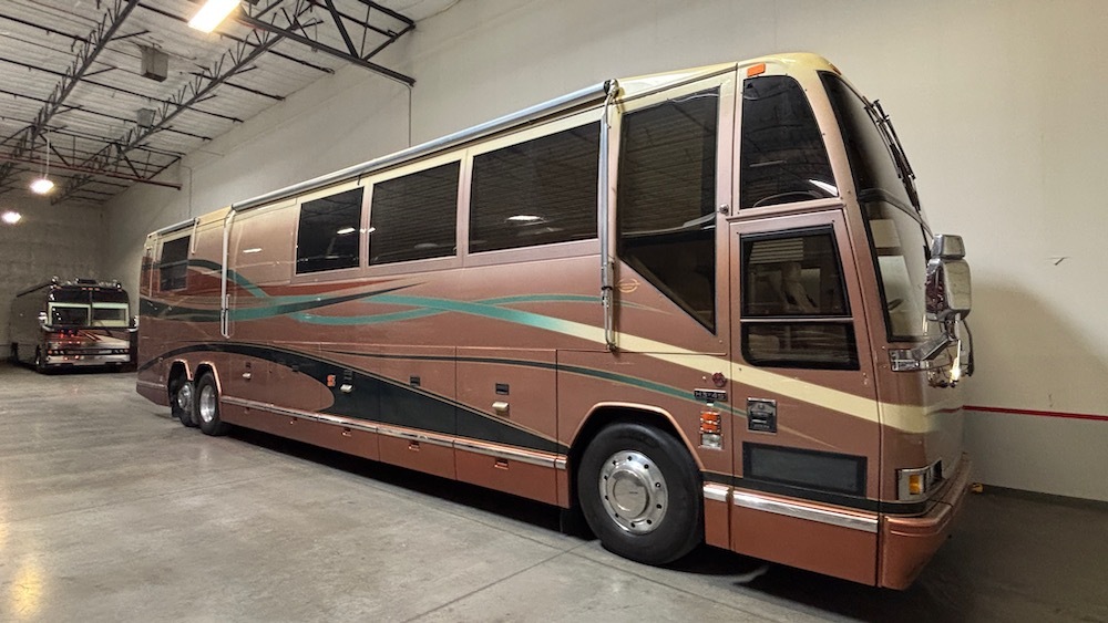 2000 Prevost Marathon H3-45 Class A Diesel Motorhome - Diesel Pusher RV