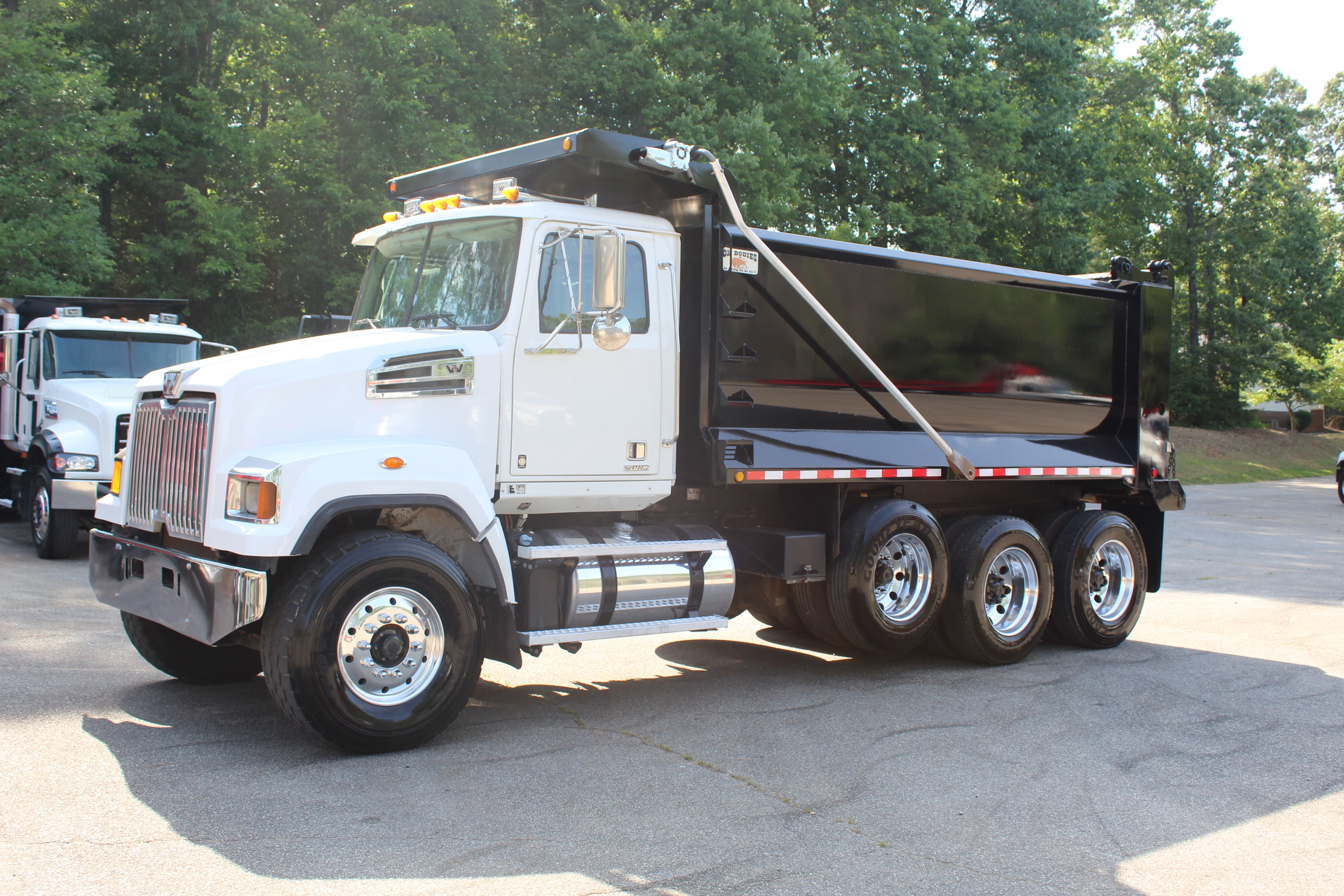 2016 WESTERN STAR 4700SF in Mc Leansville, NC