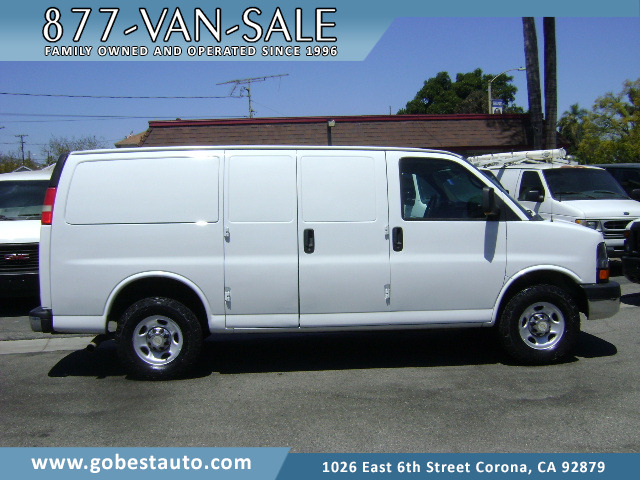 2012 CHEVROLET EXPRESS G2500 in Corona, CA