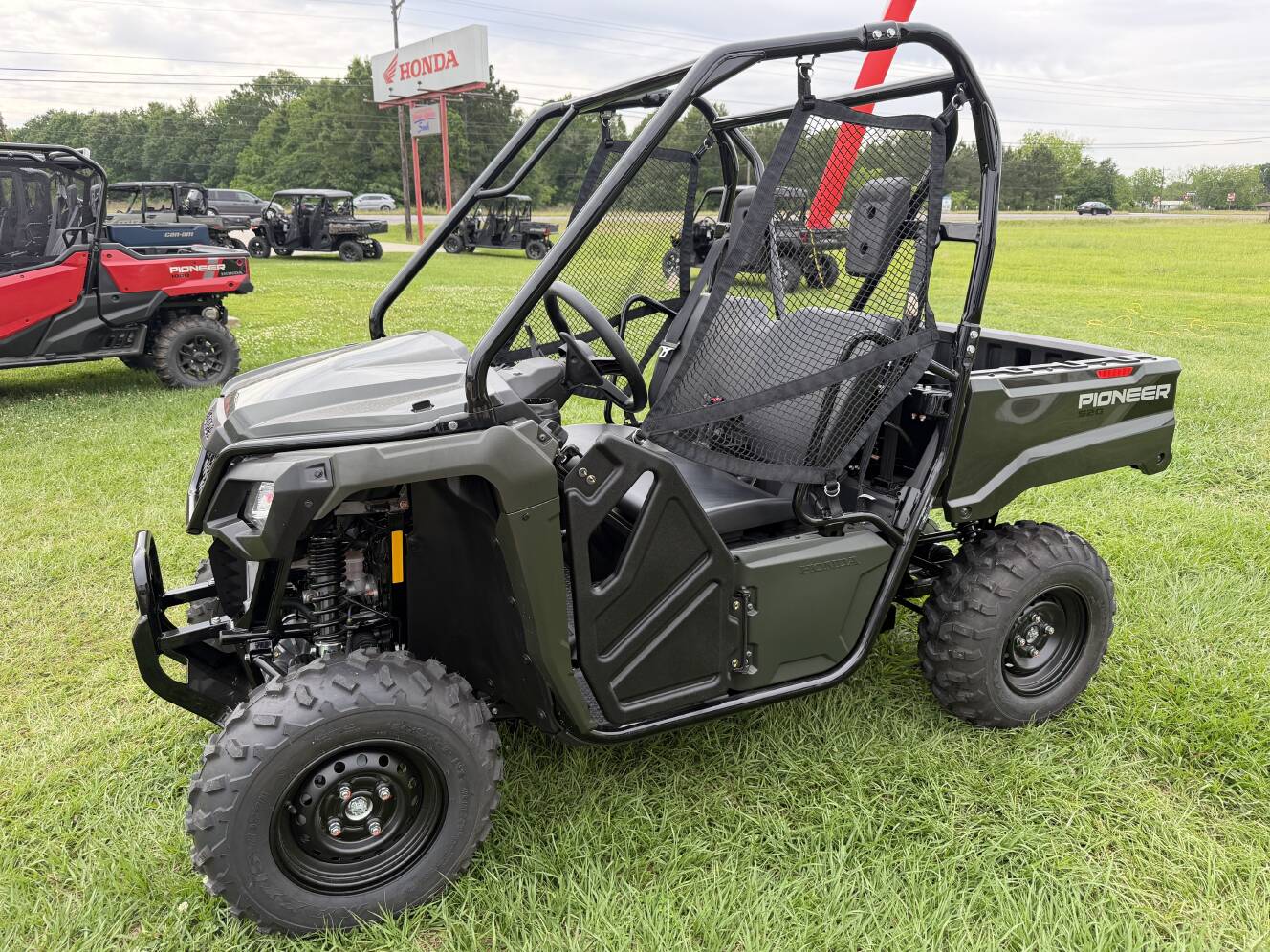 A photo of this 2026 Honda Pioneer 520