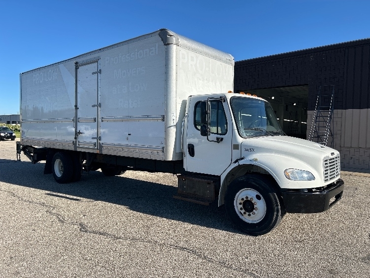 2020 FREIGHTLINER BUSINESS CLASS M2 106 in Holland, MI