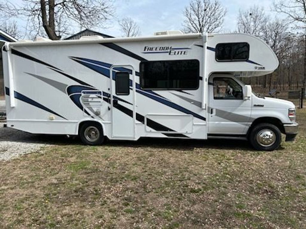 2022 Thor Motor Coach Freedom Elite 26HE in locust grove OK