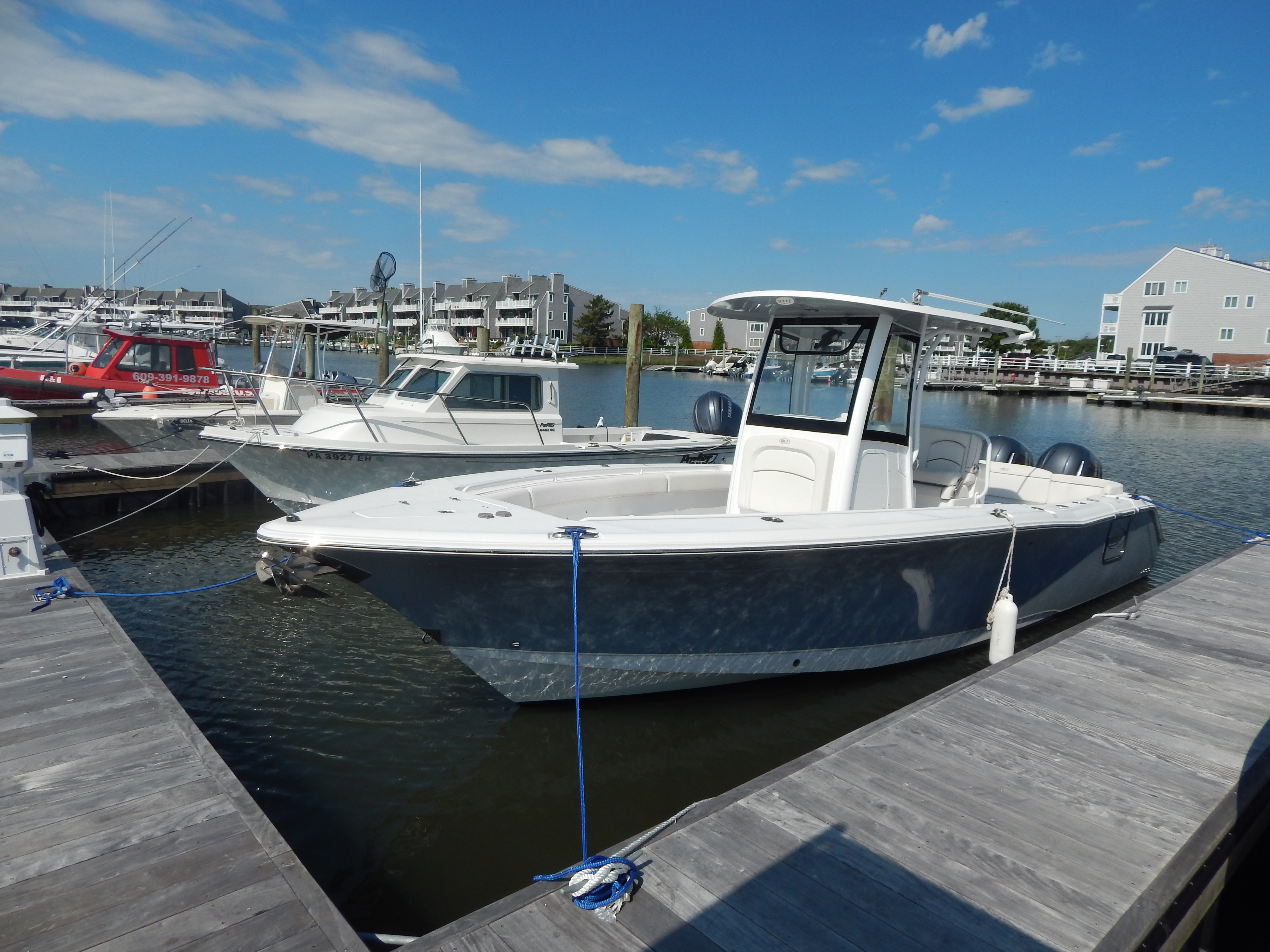 2020 Sea Hunt Ultra 275 305 SE in somers point NJ