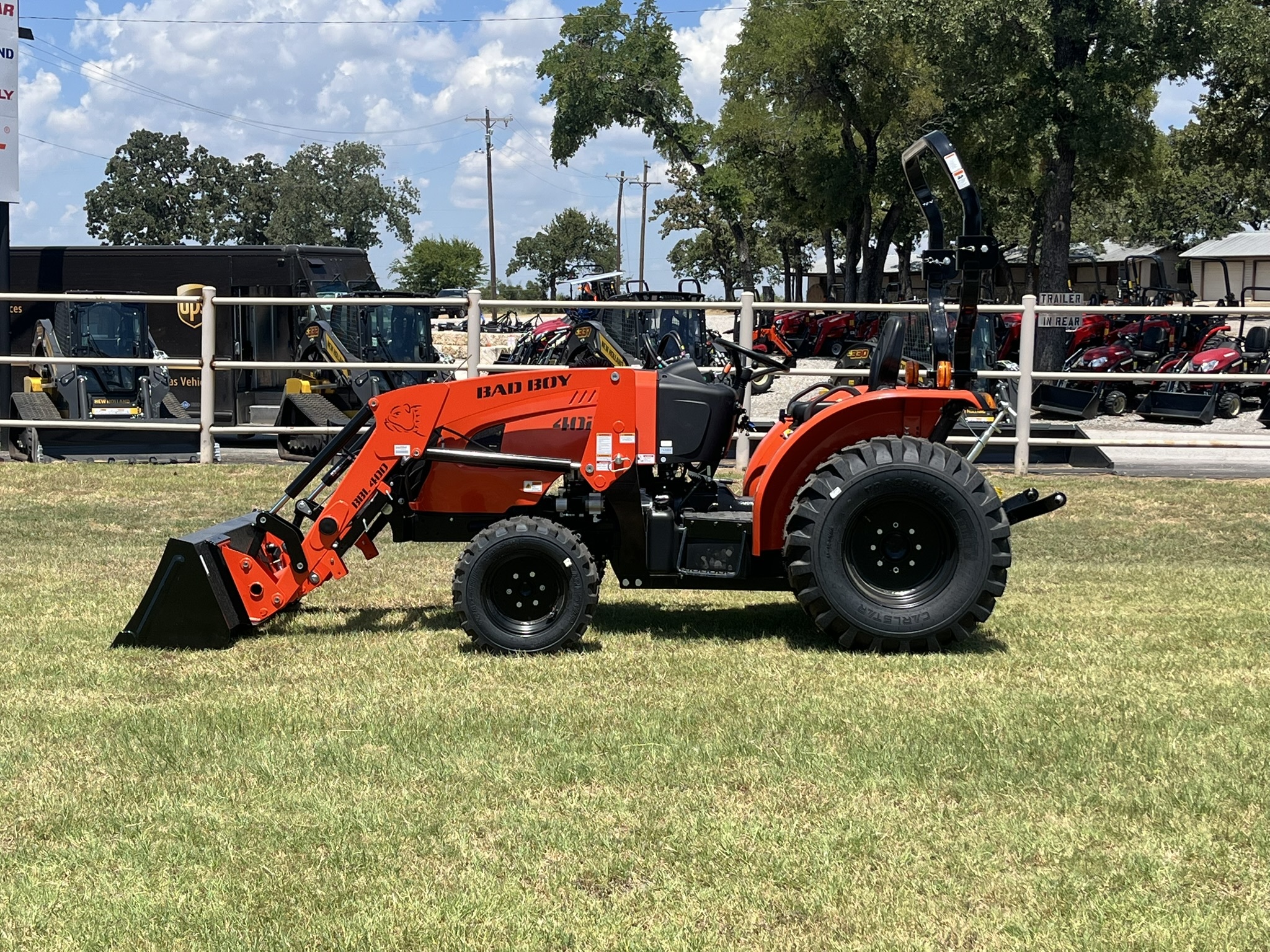 2026 BAD BOY TRACTOR 4025HIL in Weatherford, TX