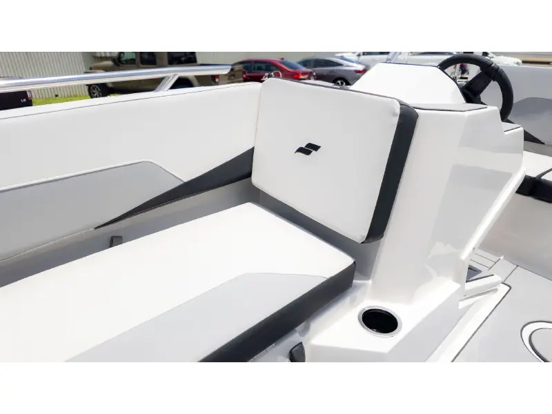 2027 Starcraft J7 JET Standard