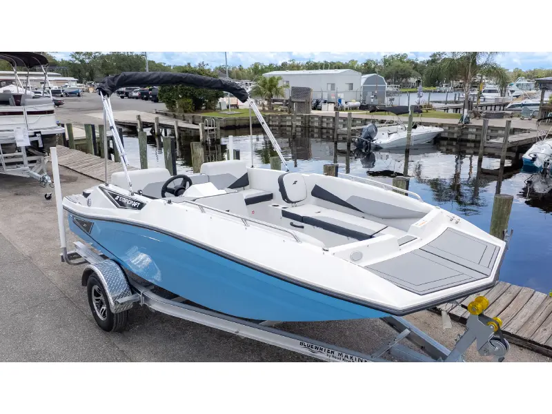 2027 Starcraft J7 JET Standard