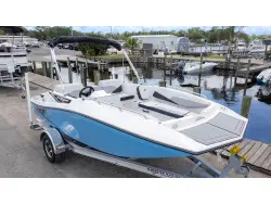 2027 Starcraft J7 JET Standard