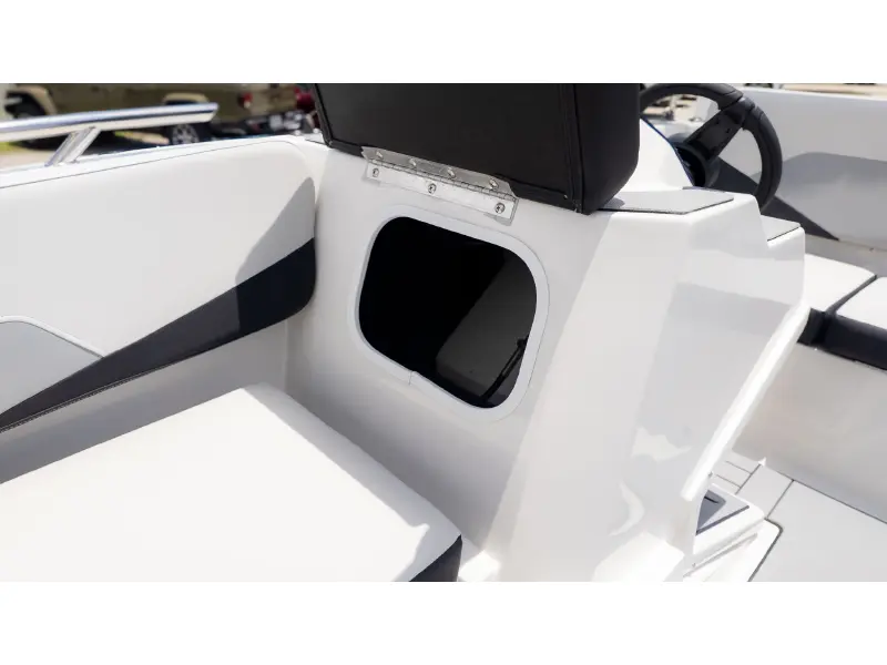 2027 Starcraft J7 JET Standard