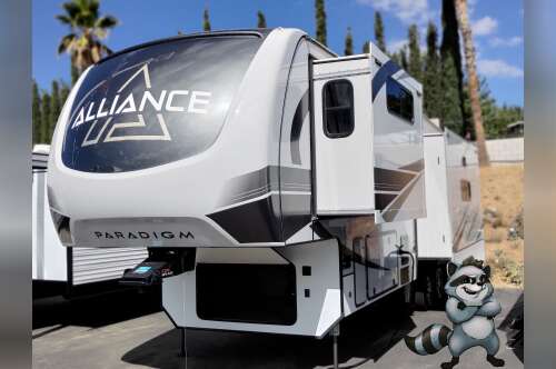 2023 Alliance Rv PARADIGM 310RL in acton CA