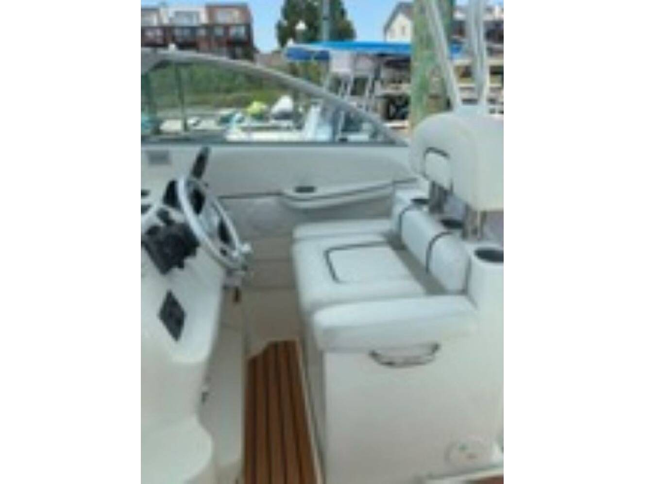 A photo of this 2003 Wellcraft 270 Coastal