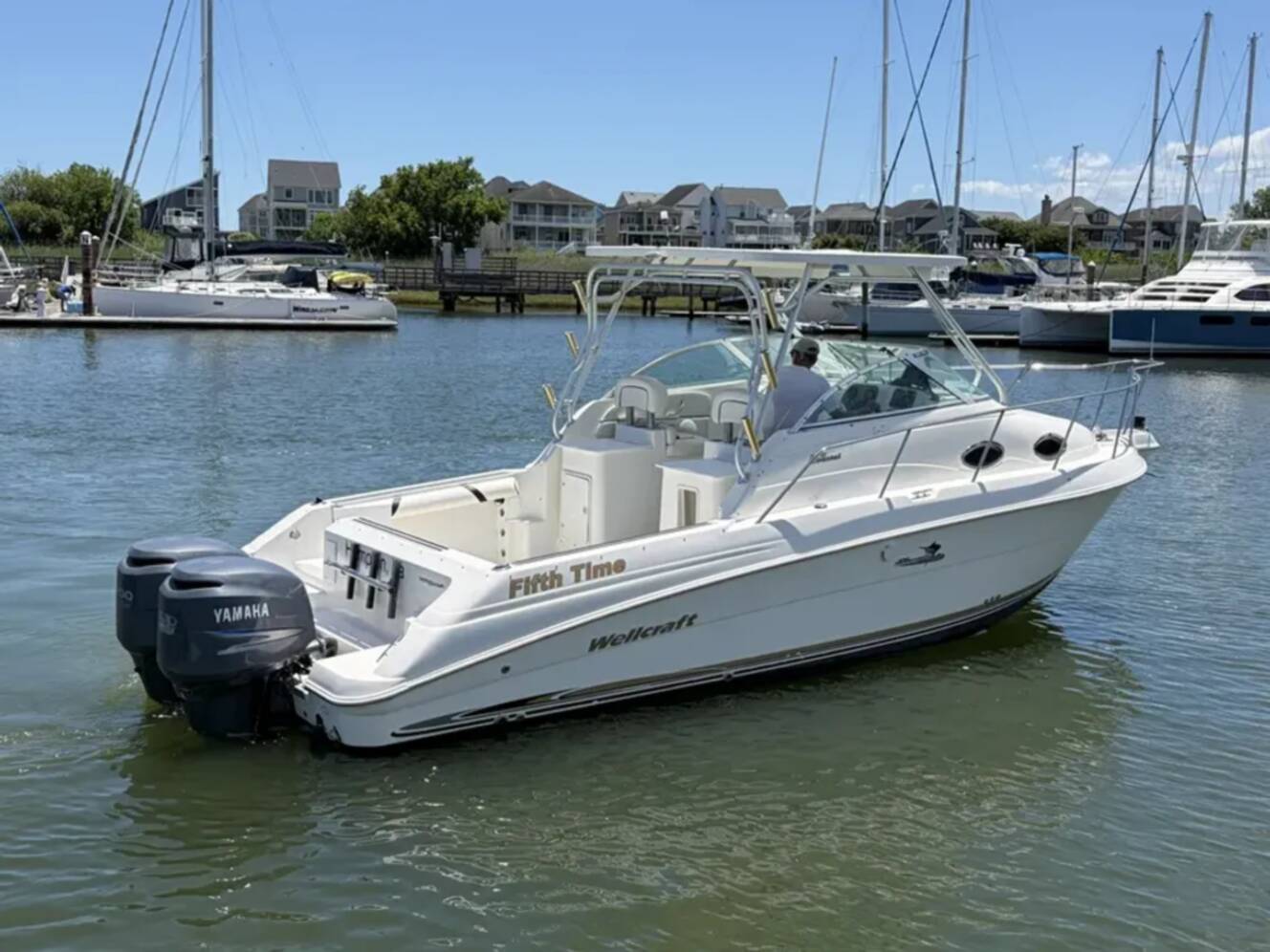 A photo of this 2003 Wellcraft 270 Coastal