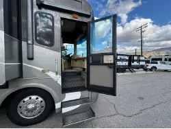 2007 Country Coach Inspire 360
