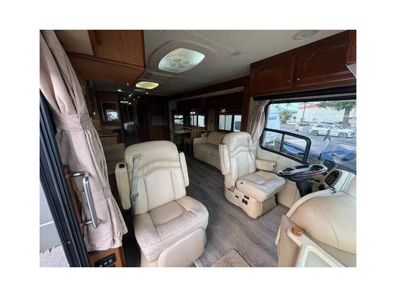 2007 Country Coach Inspire 360