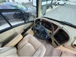 2007 Country Coach Inspire 360