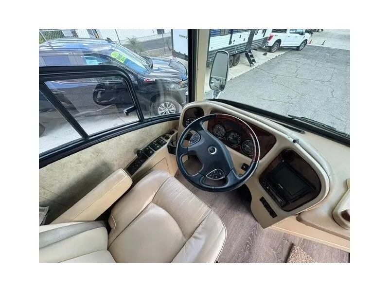 2007 Country Coach Inspire 360