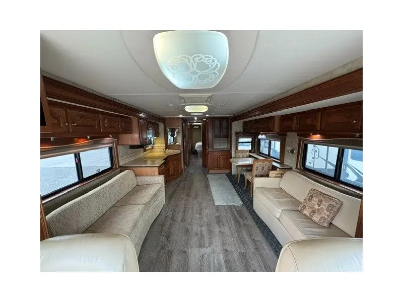 2007 Country Coach Inspire 360
