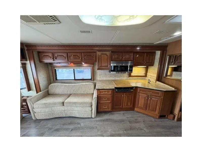 2007 Country Coach Inspire 360