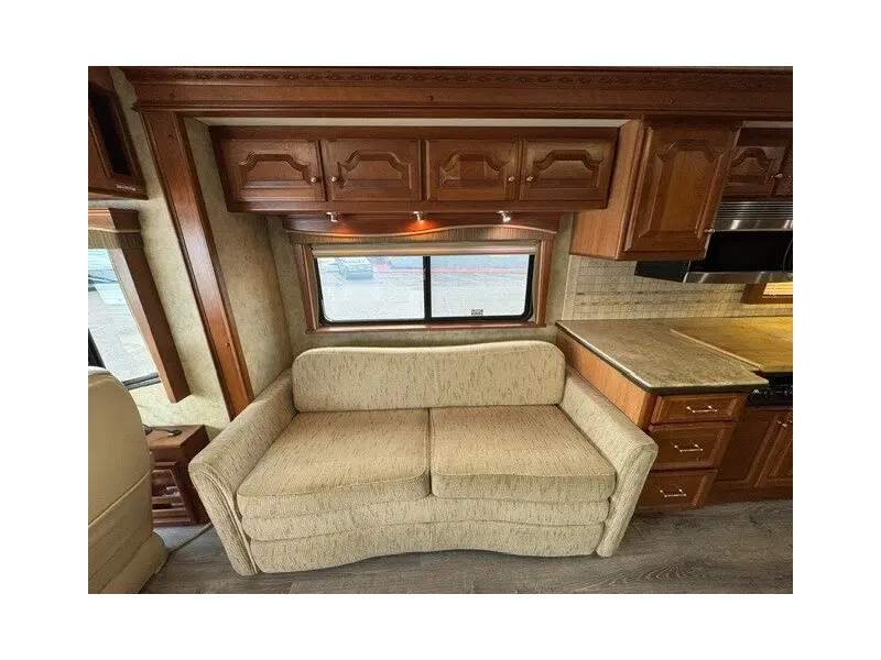 2007 Country Coach Inspire 360