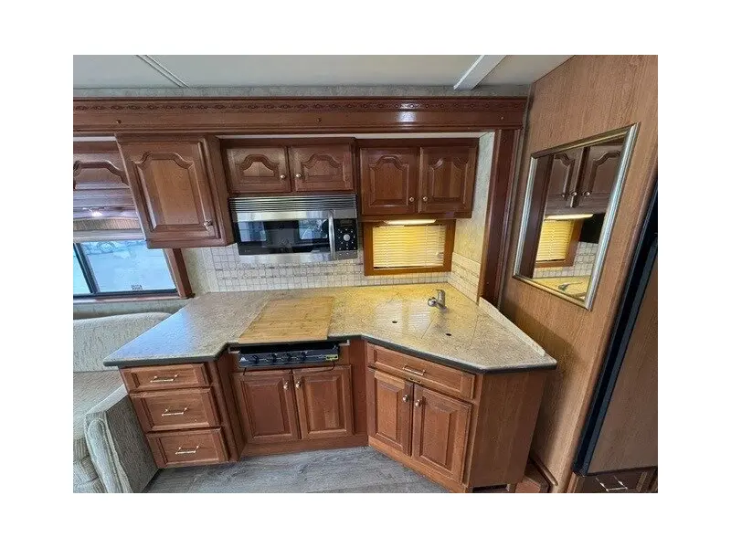 2007 Country Coach Inspire 360