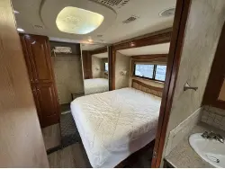 2007 Country Coach Inspire 360