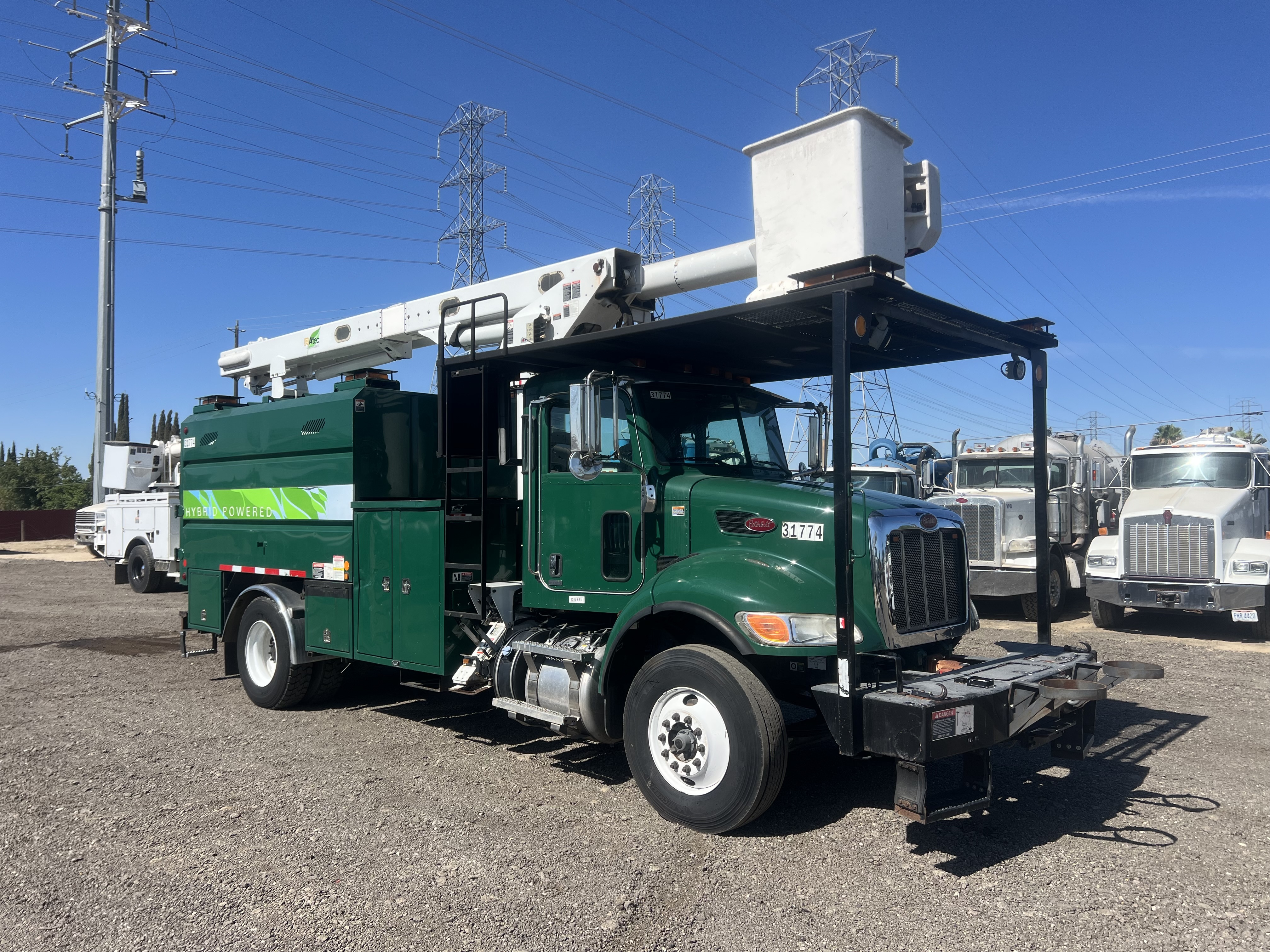 2012 Peterbilt 348 in Bakersfield, CA