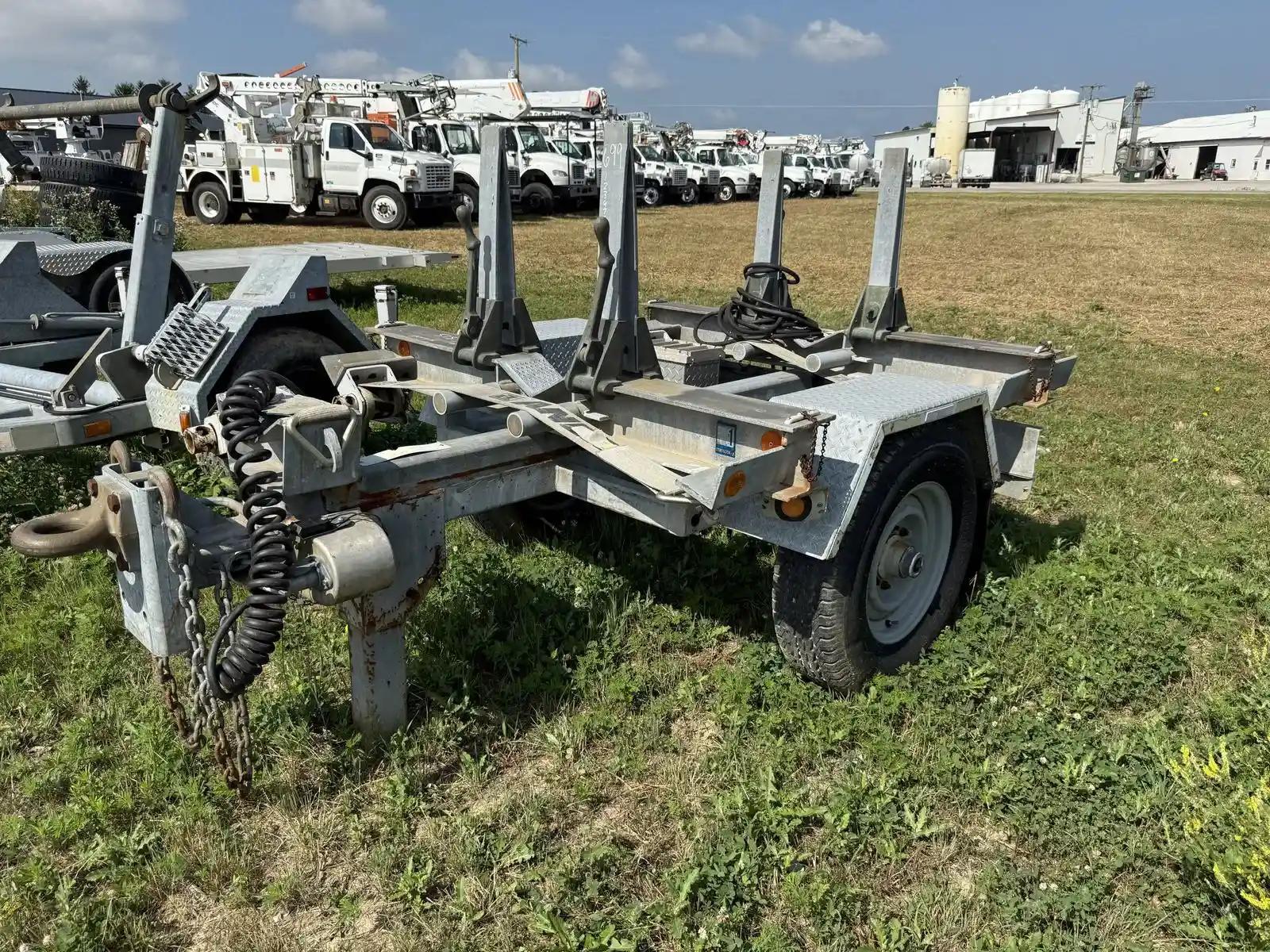 2001 Utility Sauber MFG 4501 Pole Dinky in Craigville, IN