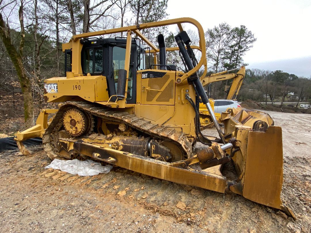 2012 CATERPILLAR D6T XL in Birmingham, AL